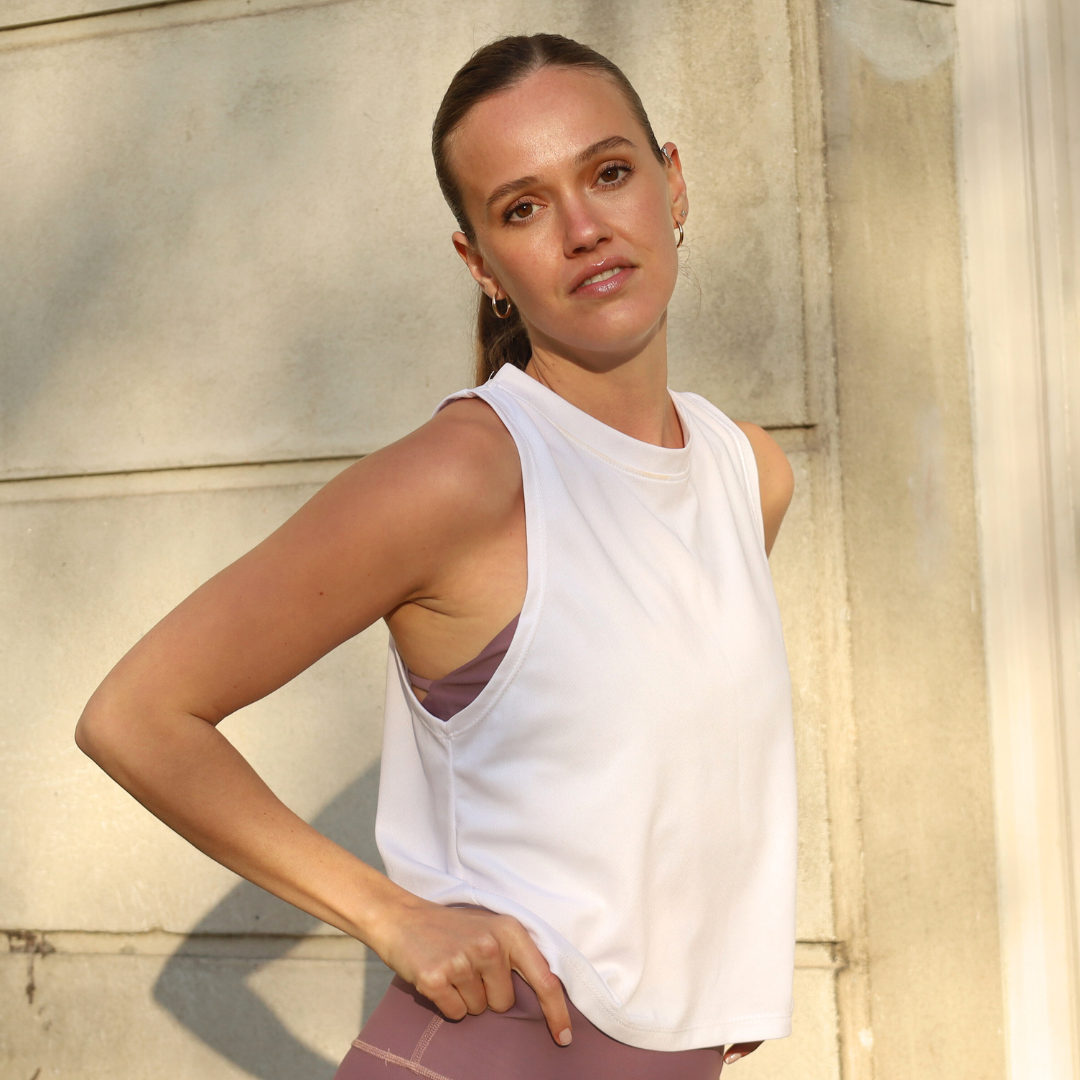 Polera deportiva María blanca