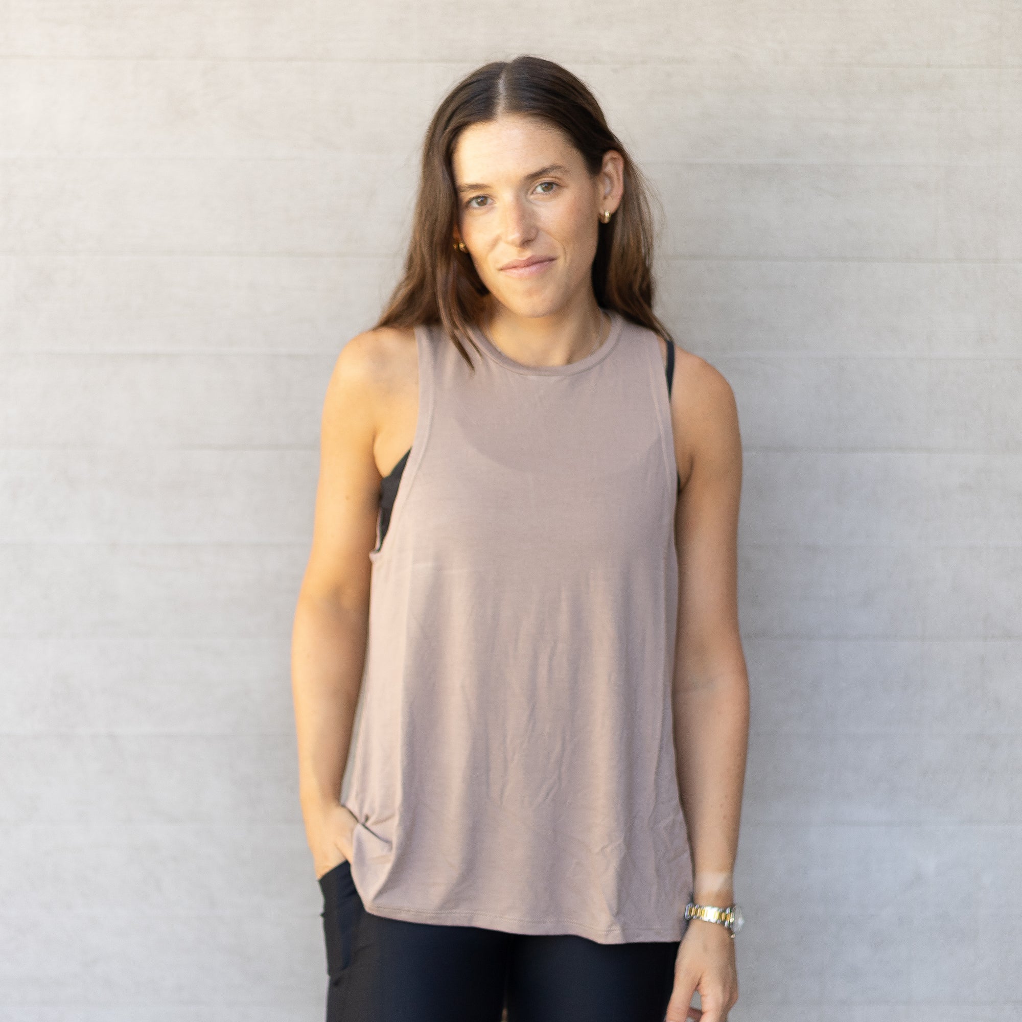 Polera deportiva Ana beige