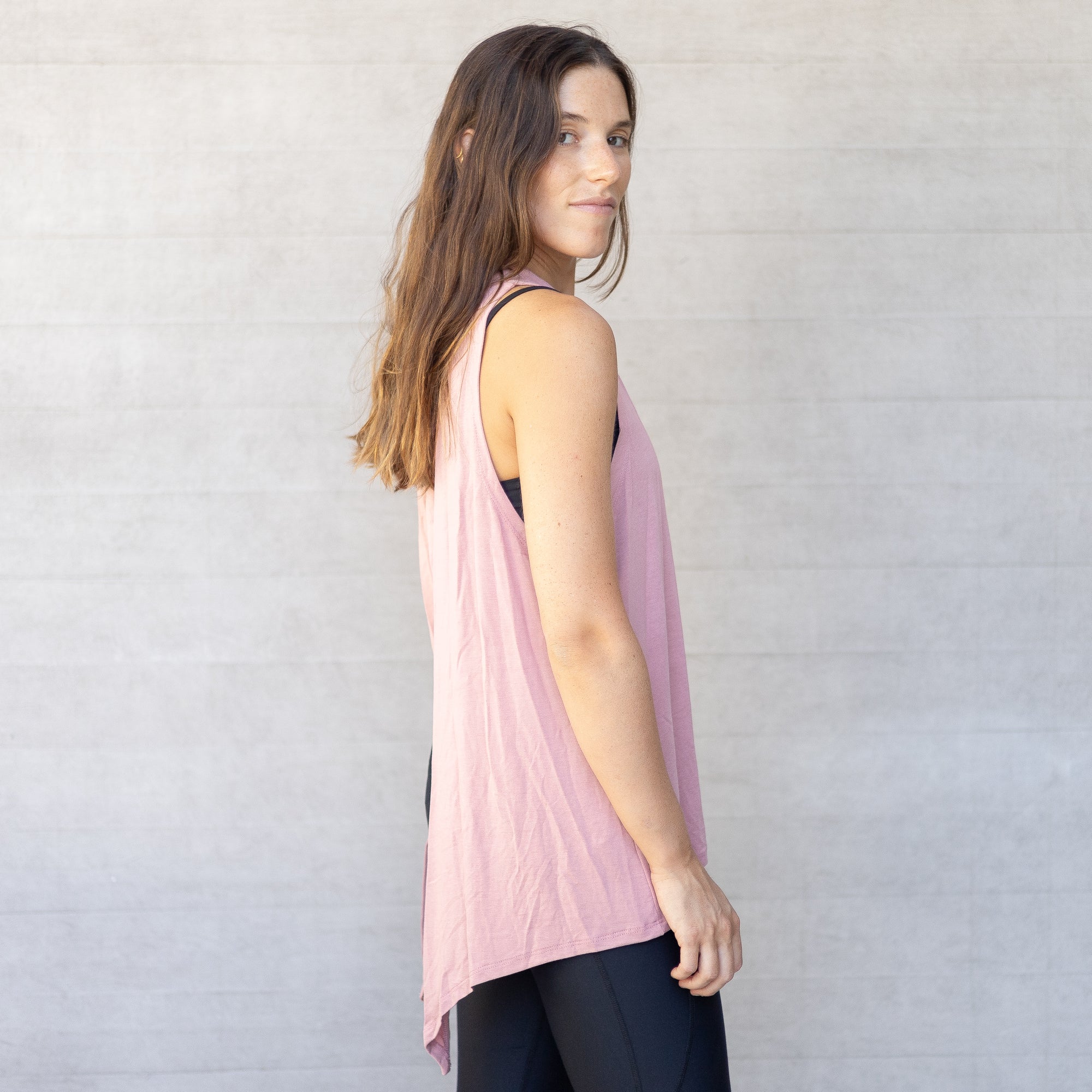 Polera deportiva Ana rosa viejo