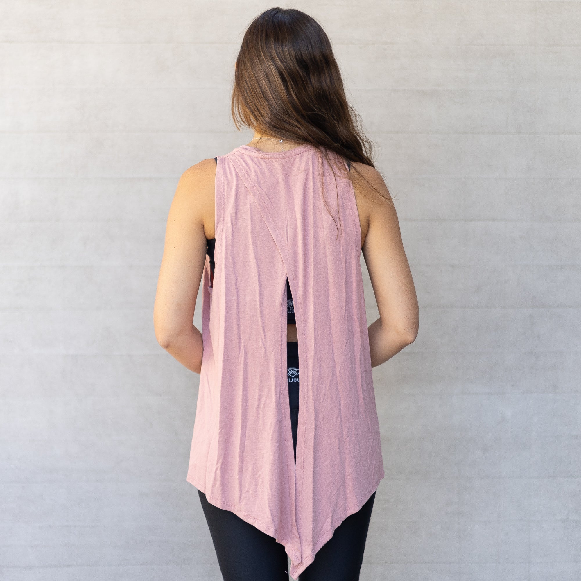 Polera deportiva Ana rosa viejo