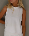 Polera deportiva María blanca